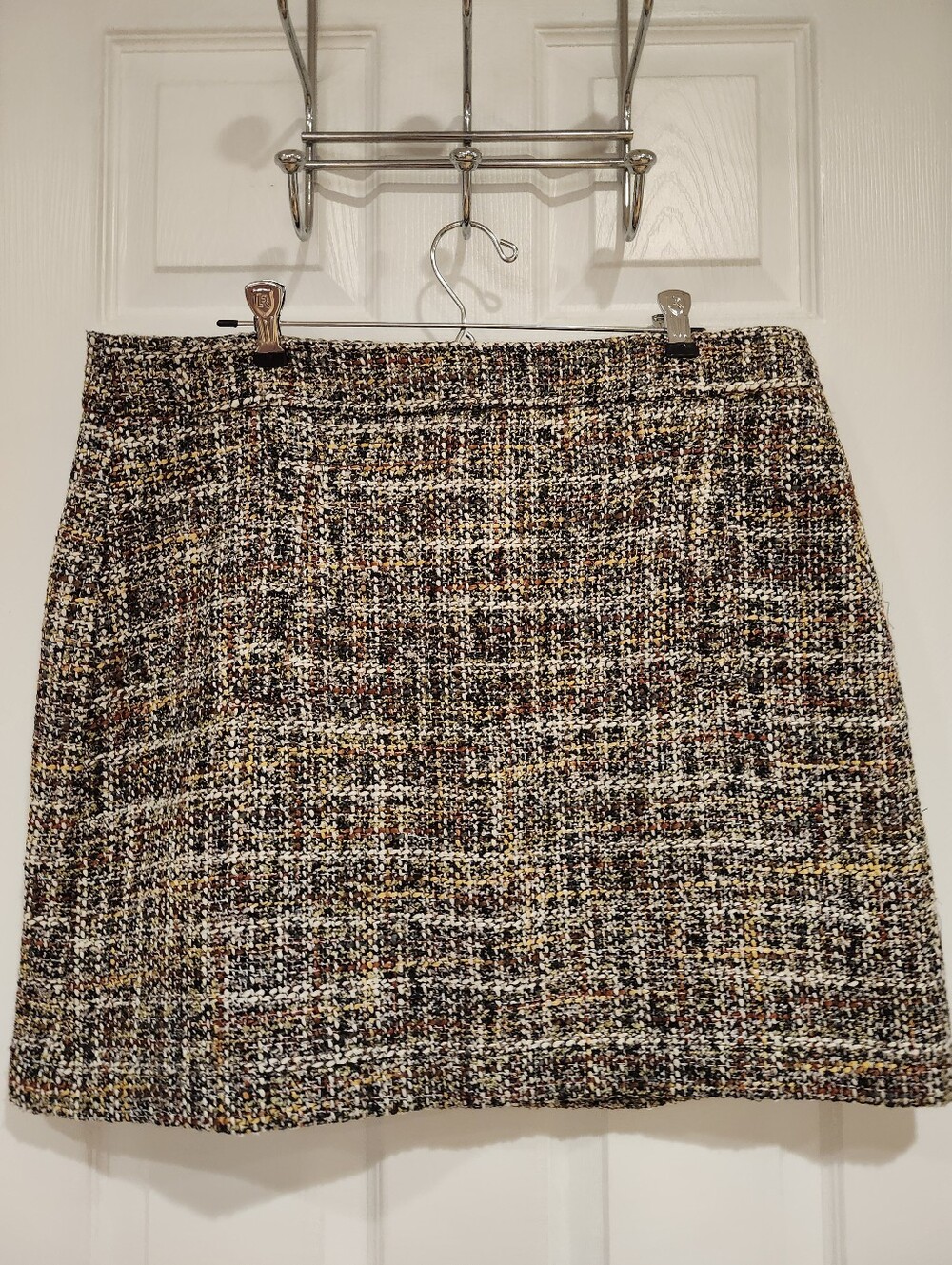LOFT Multicolor Tweed Mini Skirt in Black, White & Gold Speckle